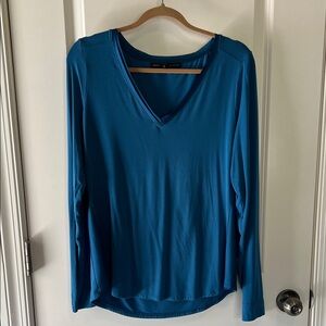 White House Black Market Blue Long Sleeve V-Neck Top
